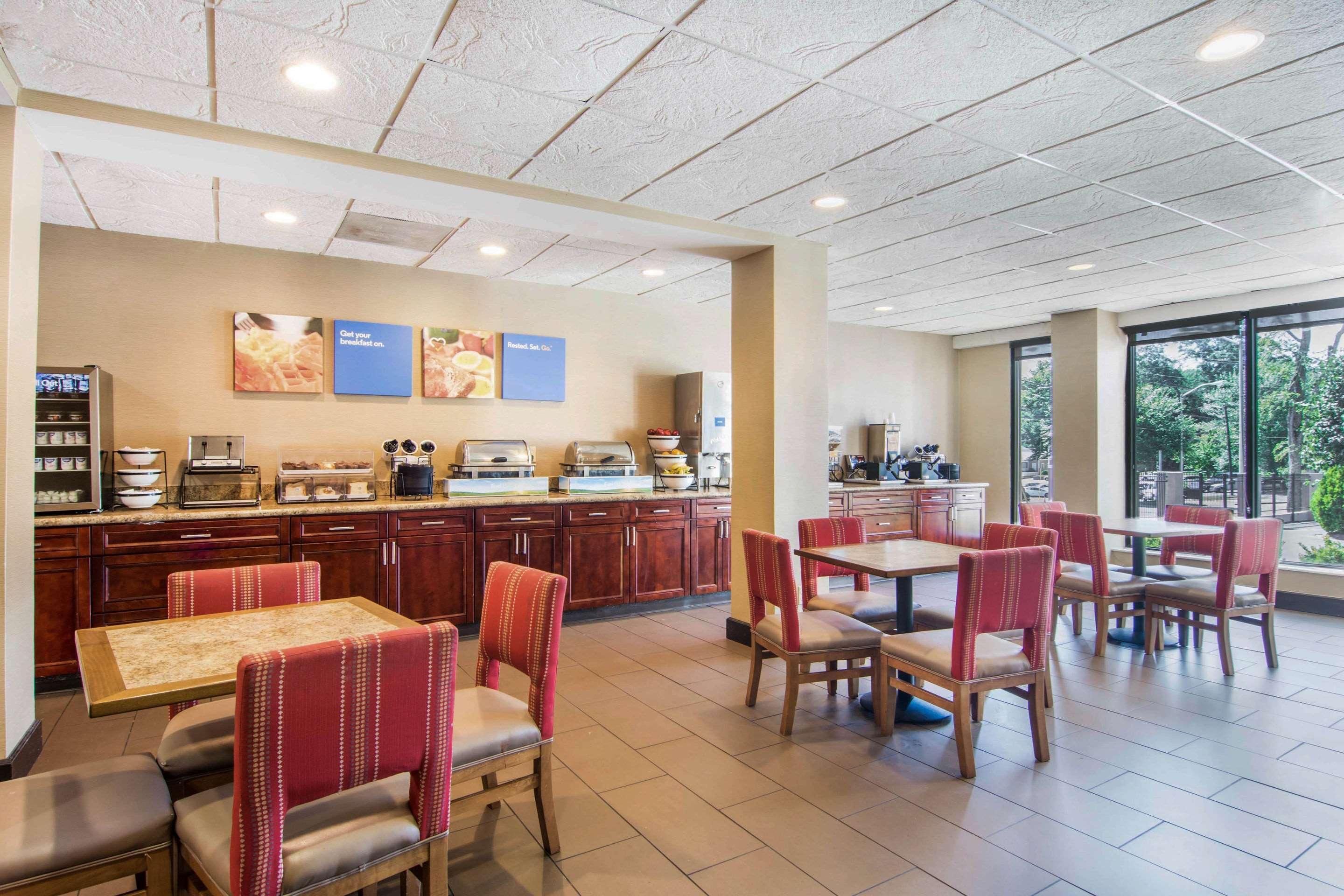 Comfort Inn Atlanta Downtown South Экстерьер фото